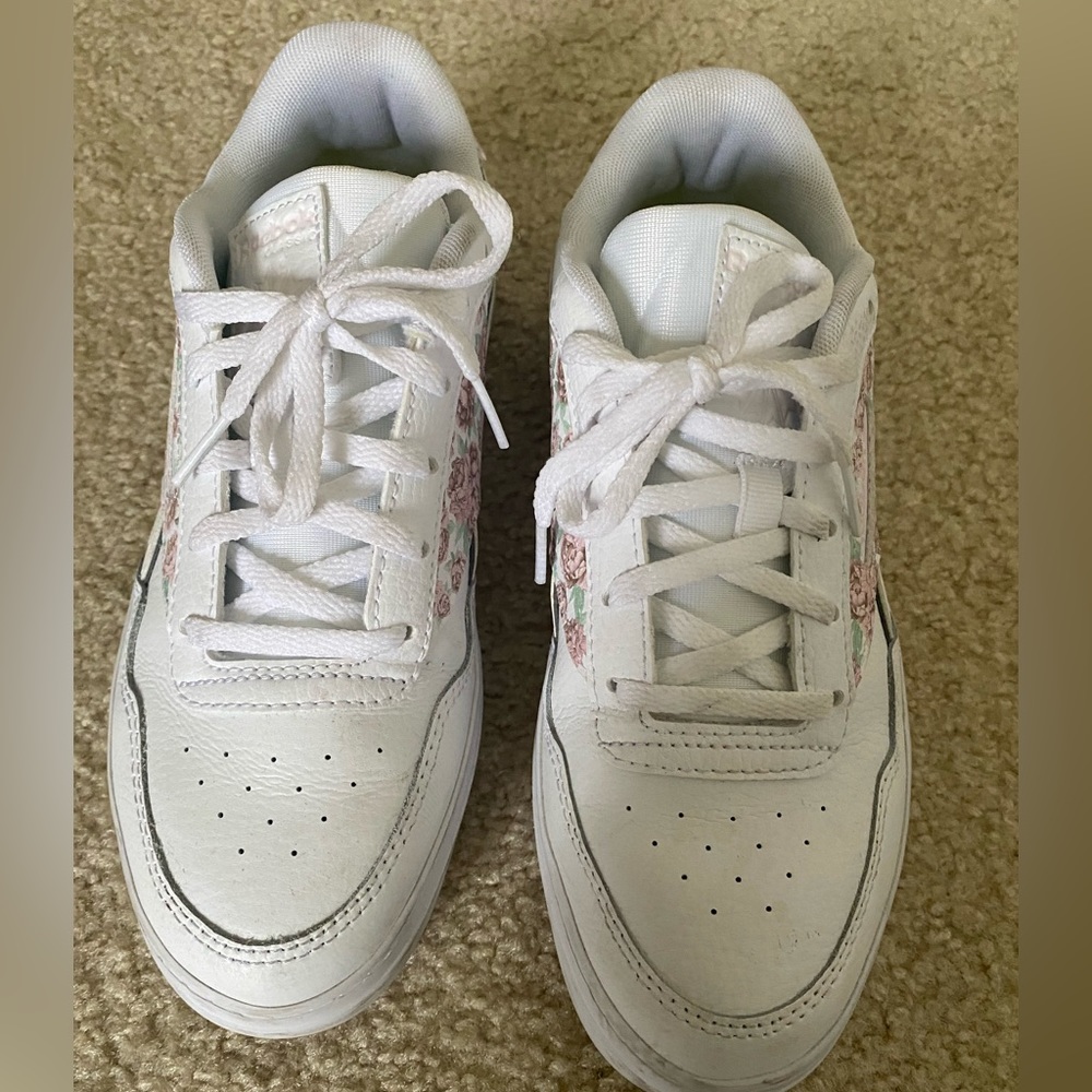Reebok floral shoes